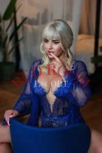 Аделина — возраст 30, рост 159, вес 57, размер груди 4