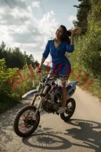 Эскортница Лаура - грудь 2, рост 169 см, вес 57 кг, цвет волос Блондинки